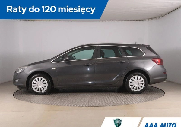 Opel Astra cena 34000 przebieg: 107733, rok produkcji 2011 z Głogów Małopolski małe 232